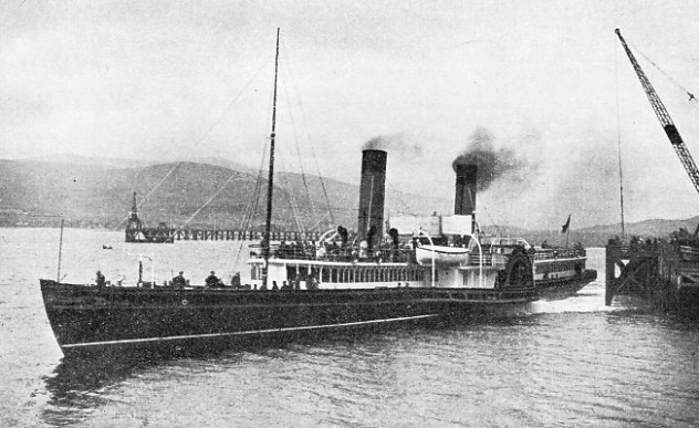 THE FAMOUS TWO-FUNNELLED PADDLE STEAMER Iona