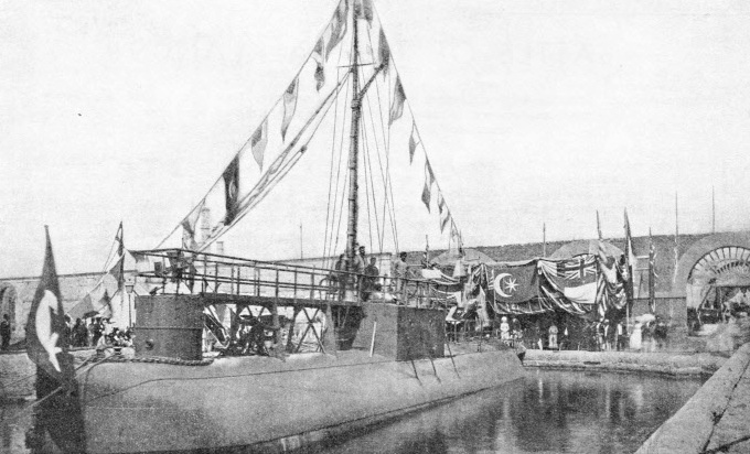 The Cleopatra, containing the obelisk, was fitted out as a sea-going vessel