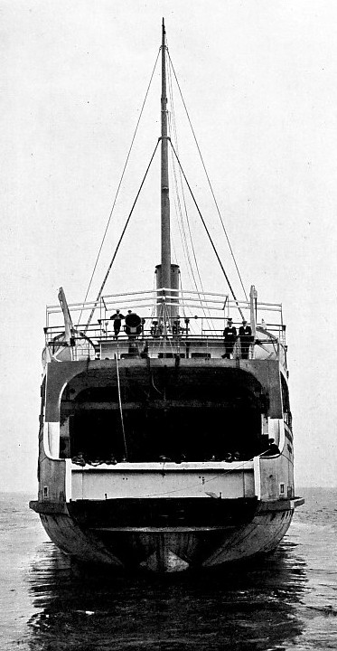 STERN VIEW OF THE DROTTNING VICTORIA