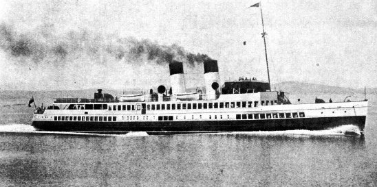THIS CLYDE EXCURSION STEAMER the Queen Mary II